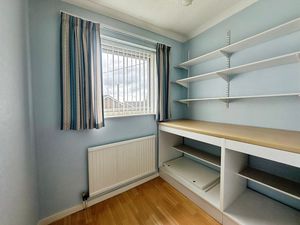 Bedroom 5- click for photo gallery